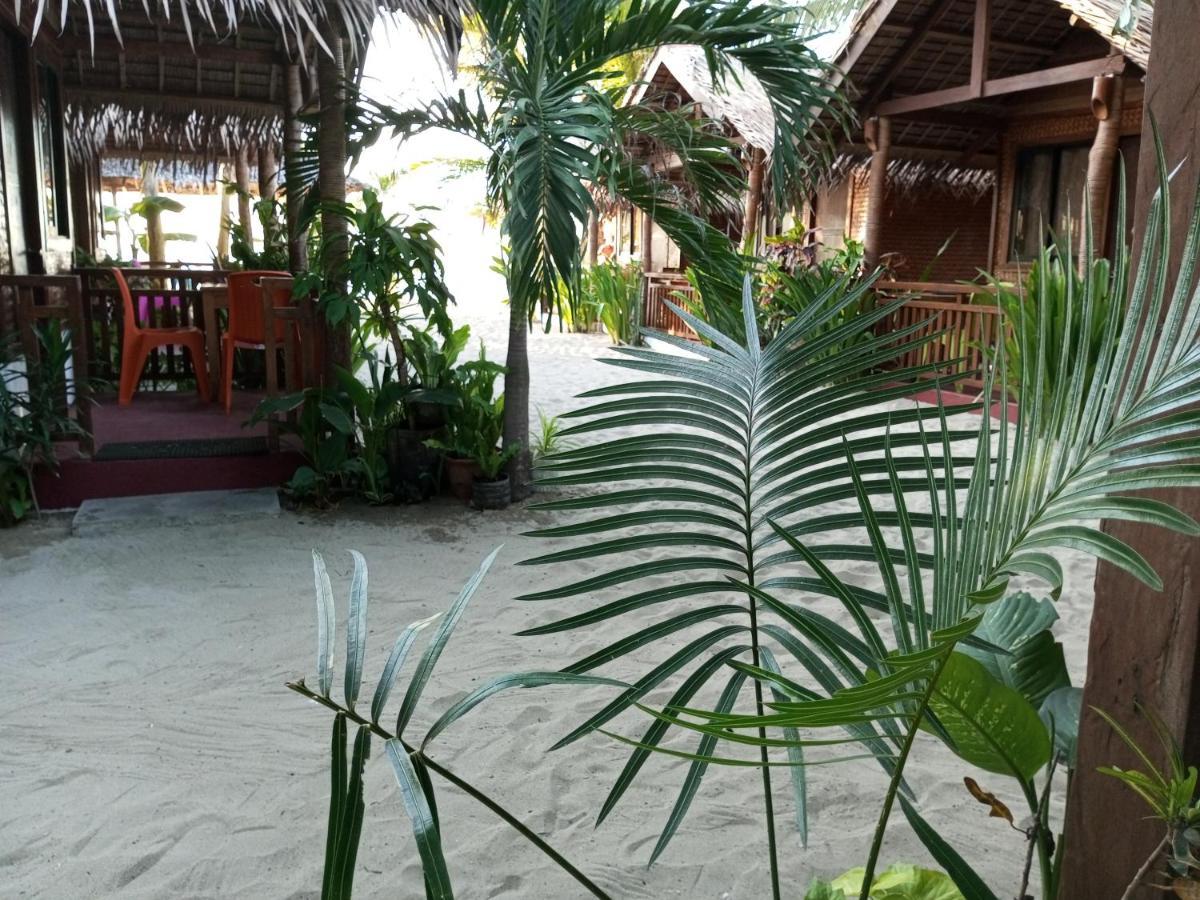 אל נידו Zhaya'S Beach & Cottages מראה חיצוני תמונה