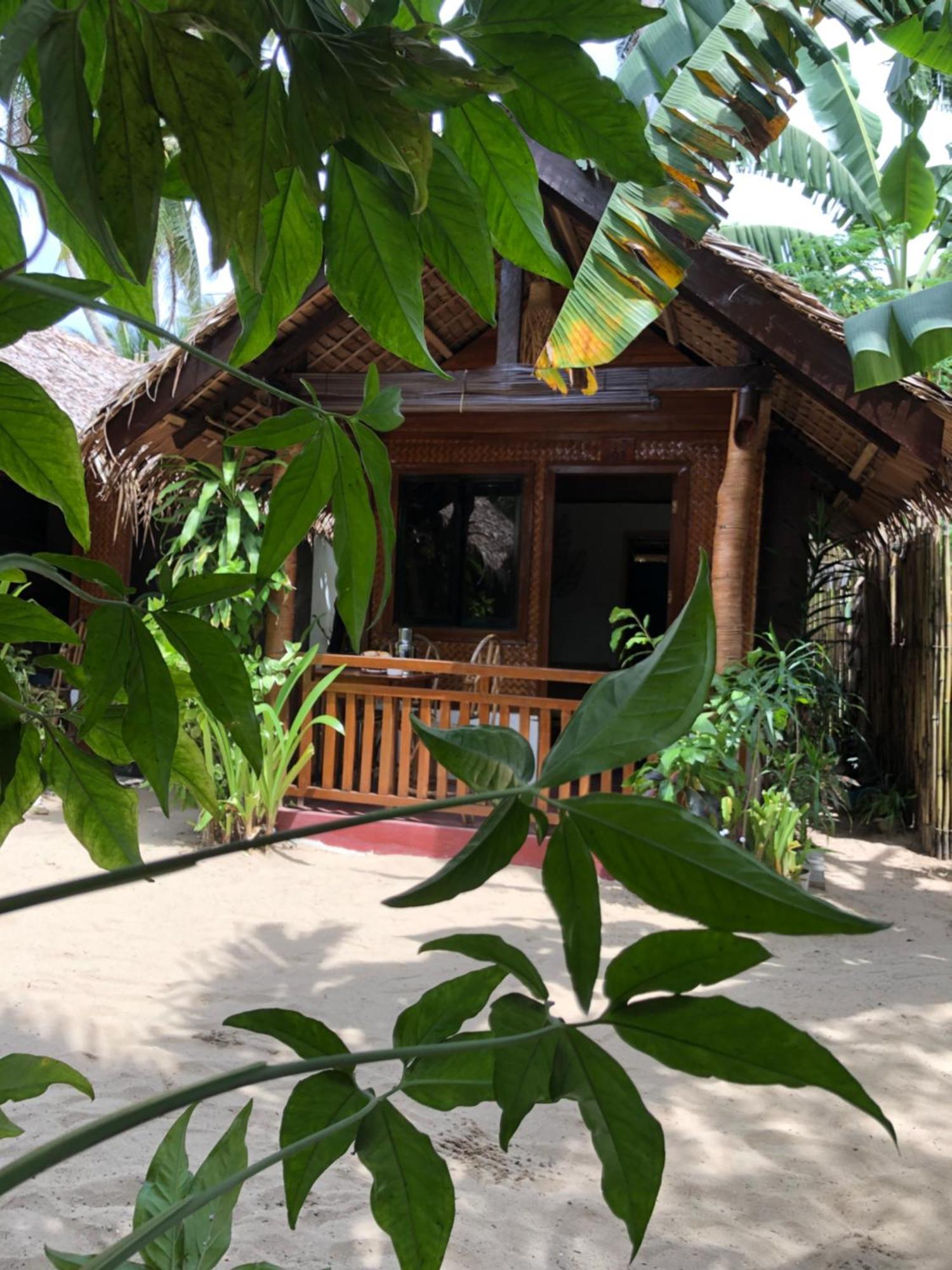 אל נידו Zhaya'S Beach & Cottages מראה חיצוני תמונה